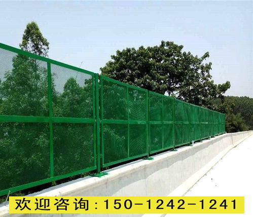 防眩目圍網(wǎng)與防撞護(hù)欄 守護(hù)道路安全的隱形衛(wèi)士